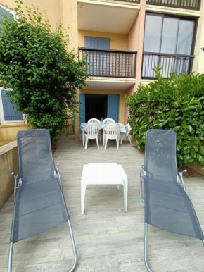 Appartement terrasse piscine et tennis St Pierre La Mer 5TMED191